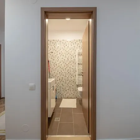 アパート Lancer Apartament *