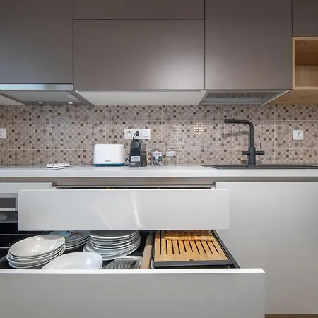 Lancer Apartament Apartman