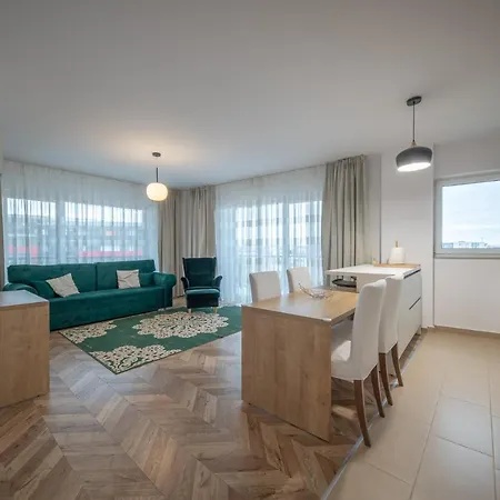 Lancer Apartament Клуж-Напока